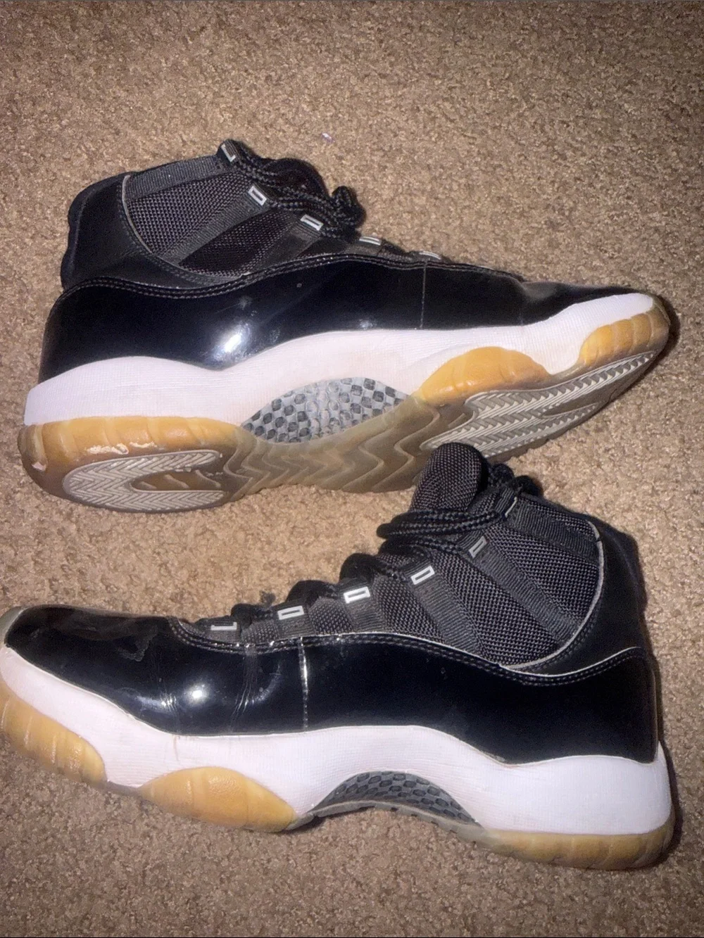 Jordan 11 retro size 8.5 men